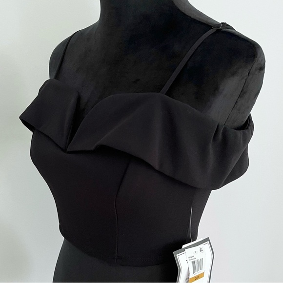 NWT B Darlin: Black Off-Shoulder Zip Back Crop Top - Picture 5 of 7